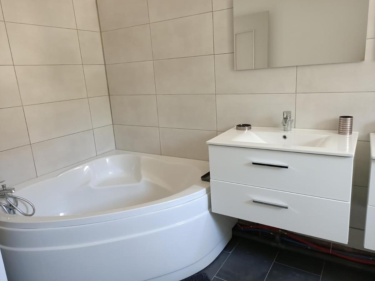 Location Bord De Mer, Villa De Vacances 6-8 Personnes - Jardin Valras-Plage Bagian luar foto